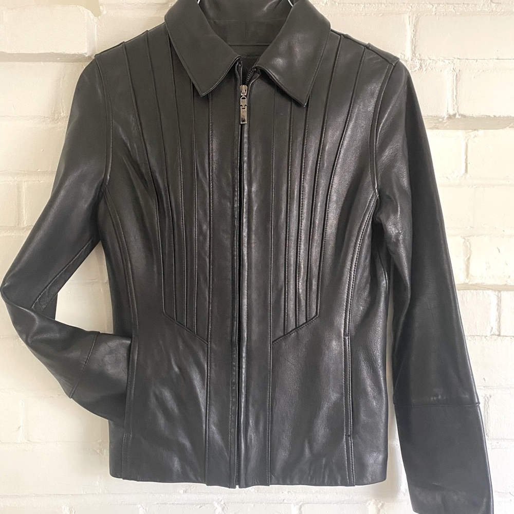 Avanti Genuine Black Leather Jacket.